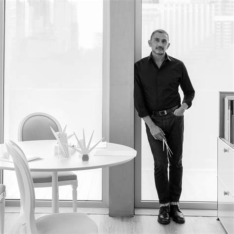 directeur artistique dior liste|creative director of dior house.